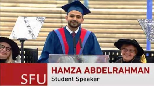  حمزه خليل الحاج توفيق يلقي كلمة الطلبة الخريجين من جامعة سايمون فريز – كندا –