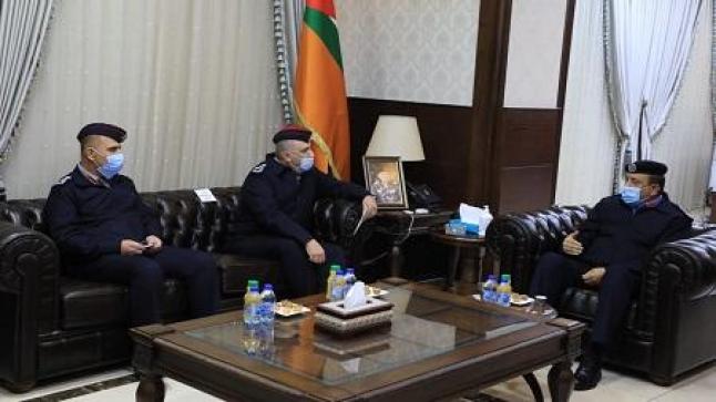 الحواتمة يوجه بتفعيل الخطط للتعامل مع المنخفض القطبي