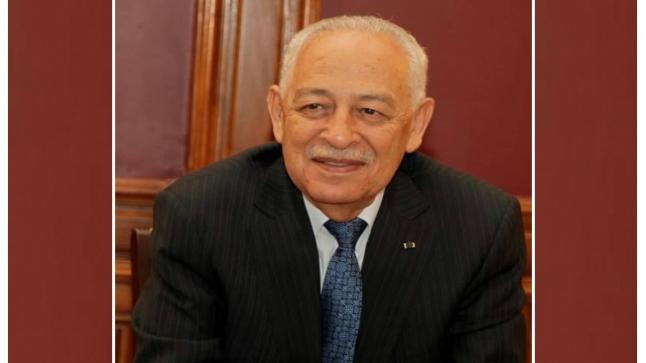 العيسوي ينقل تعازي الملك لعشيرة الزعبي بوفاة الوزير الاسبق حاتم شريف الزعبي