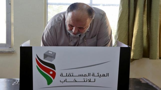 راصد: 35 مخالفة مرتبطة بالتأثير على حرية الناخب و20 تصويت علني