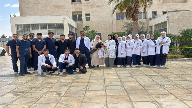 جامعة الزرقاء تنظم نشاطًا توعويًا حول “كيفية التعايش مع أمراض الكلى”
