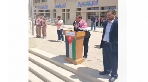 من الزرقاء: الزواهرة يثني على الأجهزة الأمنية ويستنكر التخريب في يوم العلم