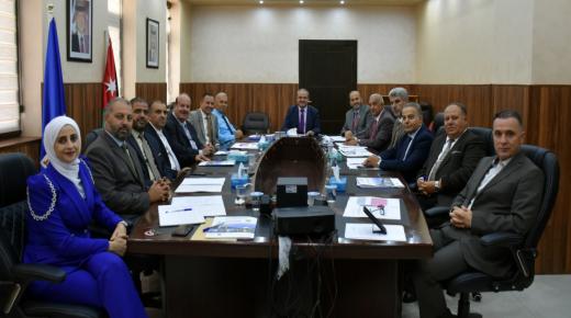 مجلس عمداء جامعة جدارا يعقد إجتماعة الأول….