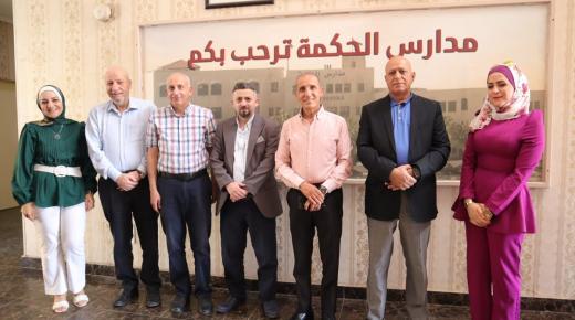 الفنان الاردني “حسين طبيشات ” يزور مدارس الحكمة الثانوية