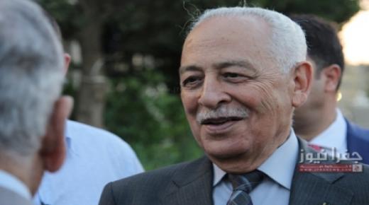 عندما تعطى المواقع لأصحابها فالنتيجة شخصية امثال العيسوي “العصاميّ