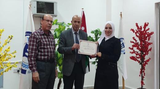 رئيس فيلادلفيا: التفكير طريق إلى الابتكار والابداع وتطوير شخصية الطلبة