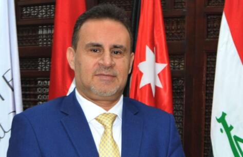 عدنان العبادلة مدير عام شركة الجسر العربي للملاحه صاحب رؤية ثاقبة يسعى لتعزيز مكانة الشركة محليأ وأقليمياً 