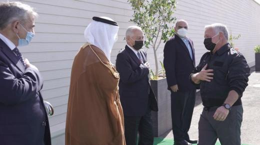 بالصور … الملك: لن ننسى أبطالنا من الجيش الأبيض