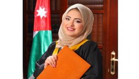 الجوالده : يهنيء ابنته المهندسة “هبه” بمناسبه حصولها على درجة الماجستير