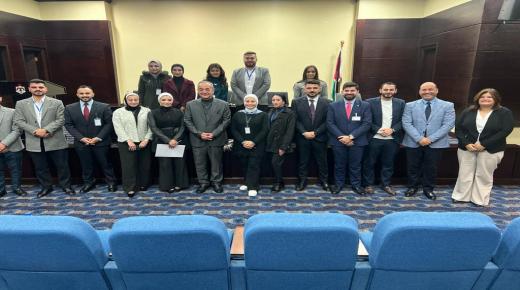 سياحة الأعيان تلتقي شباب برنامج الزمالة البرلمانية