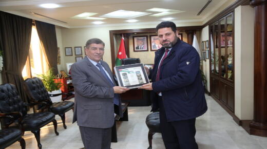 رئيس جامعة الزيتونة الأردنية يستقبل القائم بأعمال السفارة السورية ويؤكد دعم الجامعة لطلبة الجالية السورية