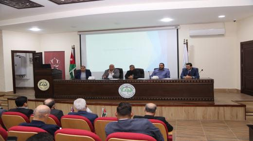 لقاء ترحيبي بالطلبة الجدد في   كلية الهندسة والتكنولوجيا في جامعة الزيتونة