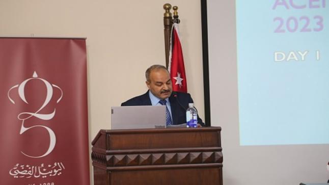 ورشة عمل في جامعة الزيتونة تسلط الضوء على التقويم الذاتي في التمريض