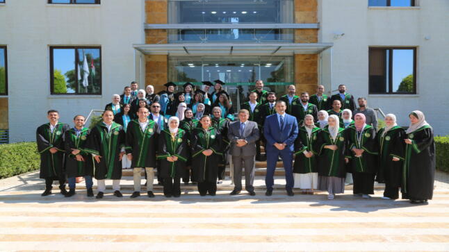 قسم العلاج الطبيعي بجامعة الزيتونة يُنظّم حفل أداء القسم المهني لطلبته المتوقع تخرجهم