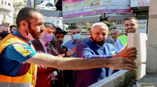 الفايز يضع حجر الأساس لمبنى مكتبة الجاحظ