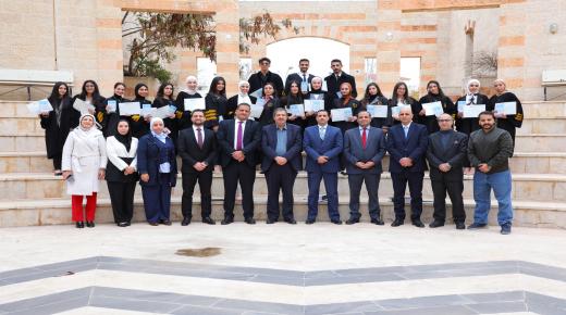 كلية الحقوق بالتطبيقية تنظم مسابقة المحكمة الصورية السادسة باللغة العربية 2024/2023…