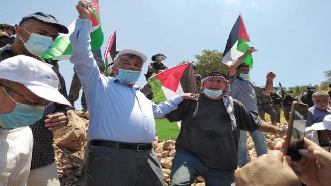 إصابة 11 مواطنا خلال مواجهات مع الاحتلال في عصيرة