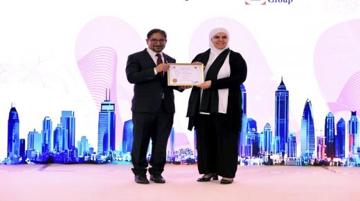 تكريم الدكتورة غادة عناد الفايز وحصولها على لقب WOMANi Professional 2024 – صور