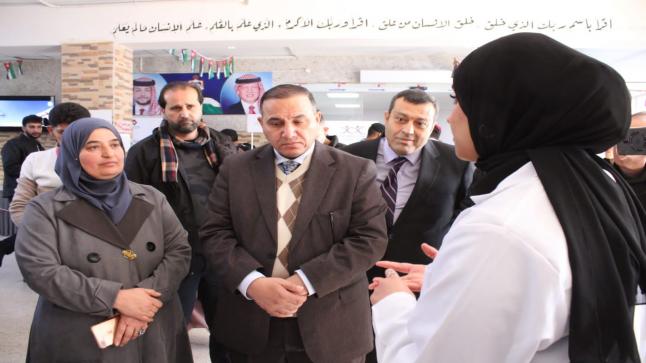 بمناسبة عيد ميلاد جلالة الملك : محافظ الزرقاء د.فراس ابو قاعود يرعى احتفال كلية رفيدة الاسلمية للتمريض والمهن المساندة