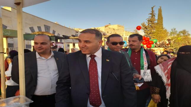 محافظ الزرقاء يرعى الاحتفال الأضخم على مستوى المحافظات بمناسبة عيد الاستقلال