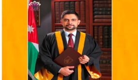 د. ايهاب بالي يهني طالب مدارس الحكمة الذي حصل على معدل 100% يتخرجه من كلية الطب بتميز