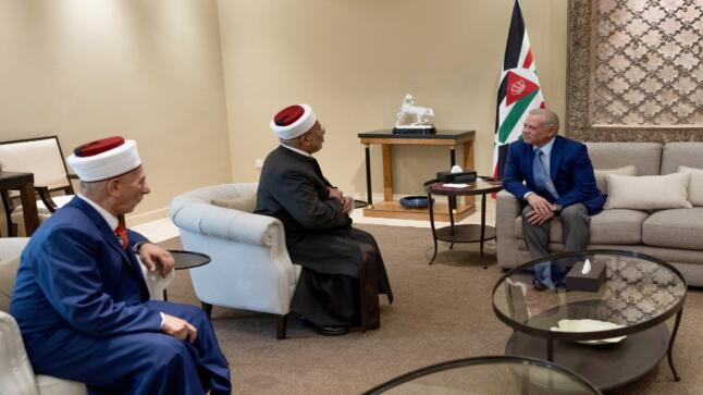 الملك يتسلم التقارير السنوية لأعمال السلطة القضائية والمحاكم الشرعية وهيئة النزاهة ومكافحة الفساد لعام 2024