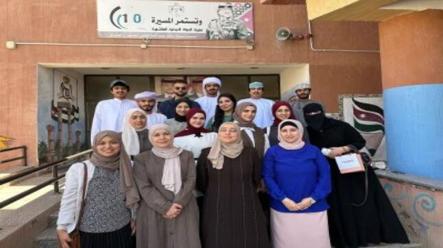 طلبة “رياضيات فيلادلفيا” يزورون مدرسة الملك عبدالله الثاني للتميز بجرش – صور
