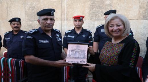 مجموعة قيادة المراسم تعرض فنون الفروسية والهجن في “جرش”