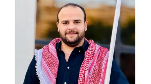 محكمة بداية الزرقاء تقرر عدم مسؤولية الصحفي علاء الذيب  عن تهمة تتعلق بمنشورات عبر “فيسبوك”