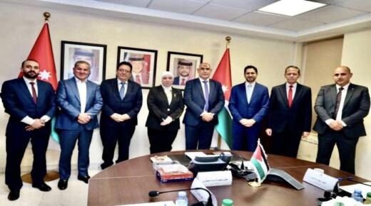  اجتماعات هامة بحضور مجموعة من المسؤولين العرب والدوليين في قطاع النقل البري .