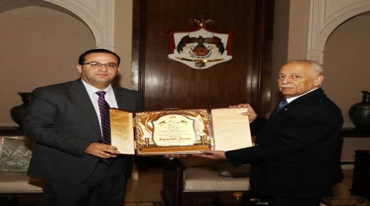 المحامي حسام الخصاونه خلال لقائه رئيس الديوان الملكي .. نفخر بالدور الإنساني الذي يقوم به الأردن لدعم ونصرة الأهل في غزة