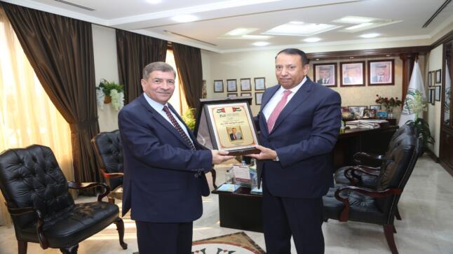 برعاية العيـن حسين باشا الحواتمة، احتفال ذكرى الوفاء والبيعة في جامعة الزيتونة الأردنية