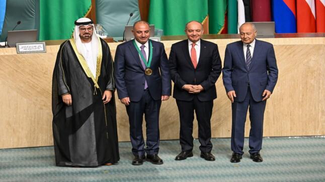 الجغبير يهنئ الشواربة بفوزه بجائزة أفضل مدير بلدية في المدن العربية