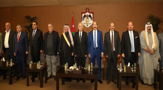 شيوخ ووجهاء من أبناء البادية وعشائر أبو تايه والعجارمة: ندعم مواقف الملك الشجاعة في الدفاع عن الاشقاء الفلسطينيين