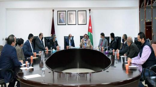 د. الزبون: “الأردنيون بقيادة الهاشميين بنوا دولة المنجزات” – صور