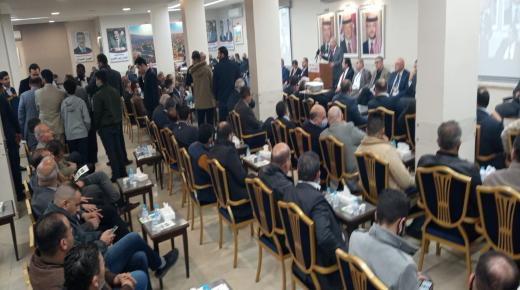 لقاء ضخم فاق التوقعات لقائمة وطن مع المقاولين في ديوان ابناء الكرك