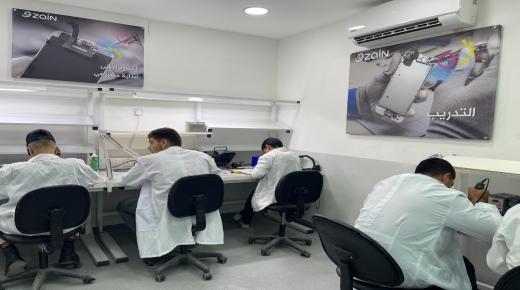 زين تُطلق الدورة المجانية الثالثة للتدريب على صيانة الأجهزة الخلوية لهذا العام