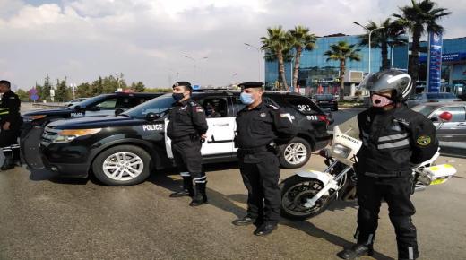 الأمن العام : إعادة الانتشار الأمني لإنفاذ أوامر الدفاع وتكثيف الرقابة الامنية .