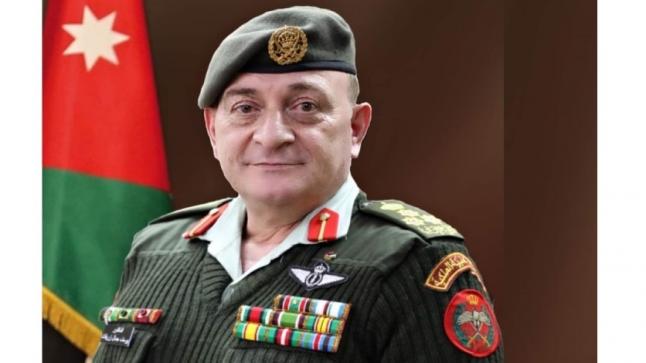 الرائد محمد العبادي مثال يحتذى به من نشامى الخدمات الطبية الملكية