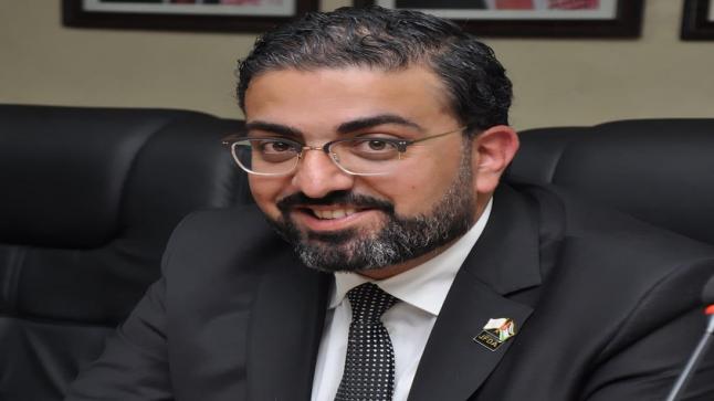 المختار سميح الحباشنة يهنيء الدكتور هادي الخيطان بفوزه بعضوية نقابة الاطباء