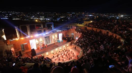مهرجان جرش 2025 يمنح الجمعيات المحلية مساحة للتألق والترويج لمنتجاتها