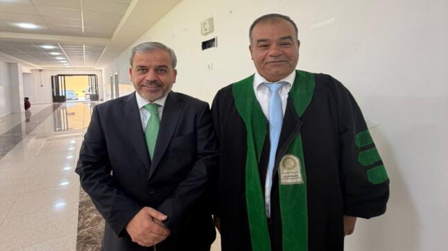 الدكتور عون منور النهار يهنئ غصاب حمود الجازي بحصوله على الماجستير في إدارة الأعمال