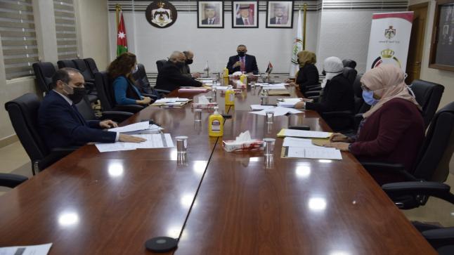 التنمية الاجتماعية لا تسجيل للحصول على مبالغ مالية .