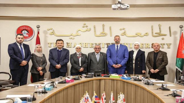 “الهاشمية” وشركة الرام للصناعات الدوائية يوقعان اتفاقية تعاون مشترك