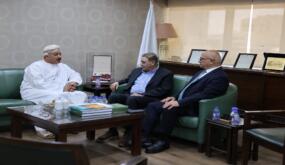 السفير العُماني يطلع على إنجازات “البوتاس العربية” ومشاريعها التوسعية