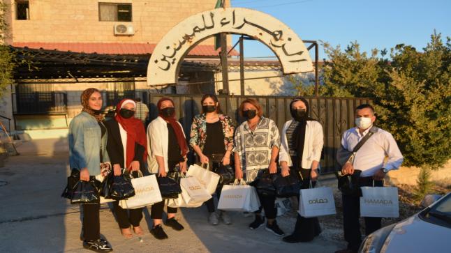 مطاعم حماده تحتفل باليوم العالمي للمسنين