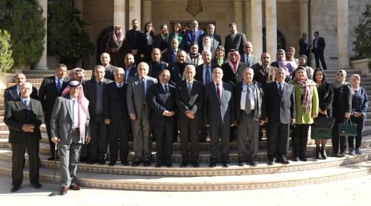 العيسوي: الملك مواقفه شجاعة وصلبة ويقوم بجهود متواصلة لوقف الحرب على غزة