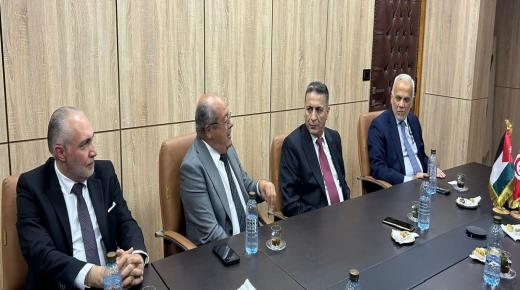 وزير التجارة التونسي يستقبل وفد الأسواق الحرة الأردنية ويؤكد الآفاق واسعة في مجالات التعاون