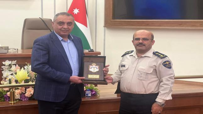 برنامج تعزيز النزاهة ومكافحة الفساد يعقد لقاء توعوياً في القاعة الهاشمية بالتنسيق مع دائرة الجمارك الأردنية