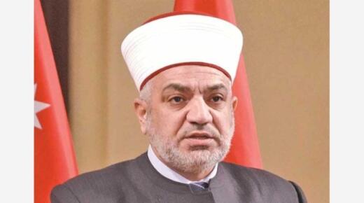 هل يسقط وزير الأوقاف الدعوى عن “المنسي” قبل ذهابه للحج؟